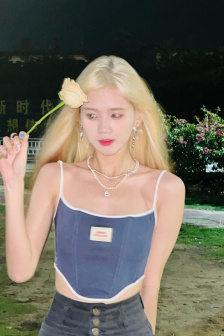 初恋的甜蜜故事