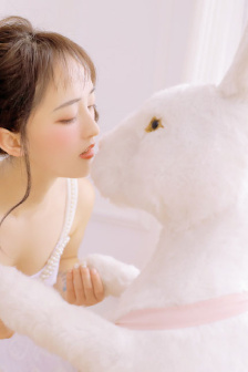 帝国宠婚：影后娇妻，有点甜