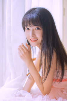 死遁后,我成了疯批反派的白月光
