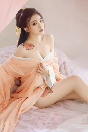 剑在匣中藏